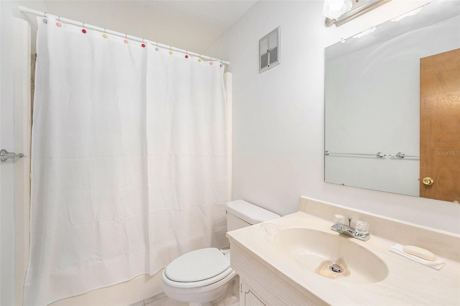 Image 24 of 37 For 5623 80th Street N 211