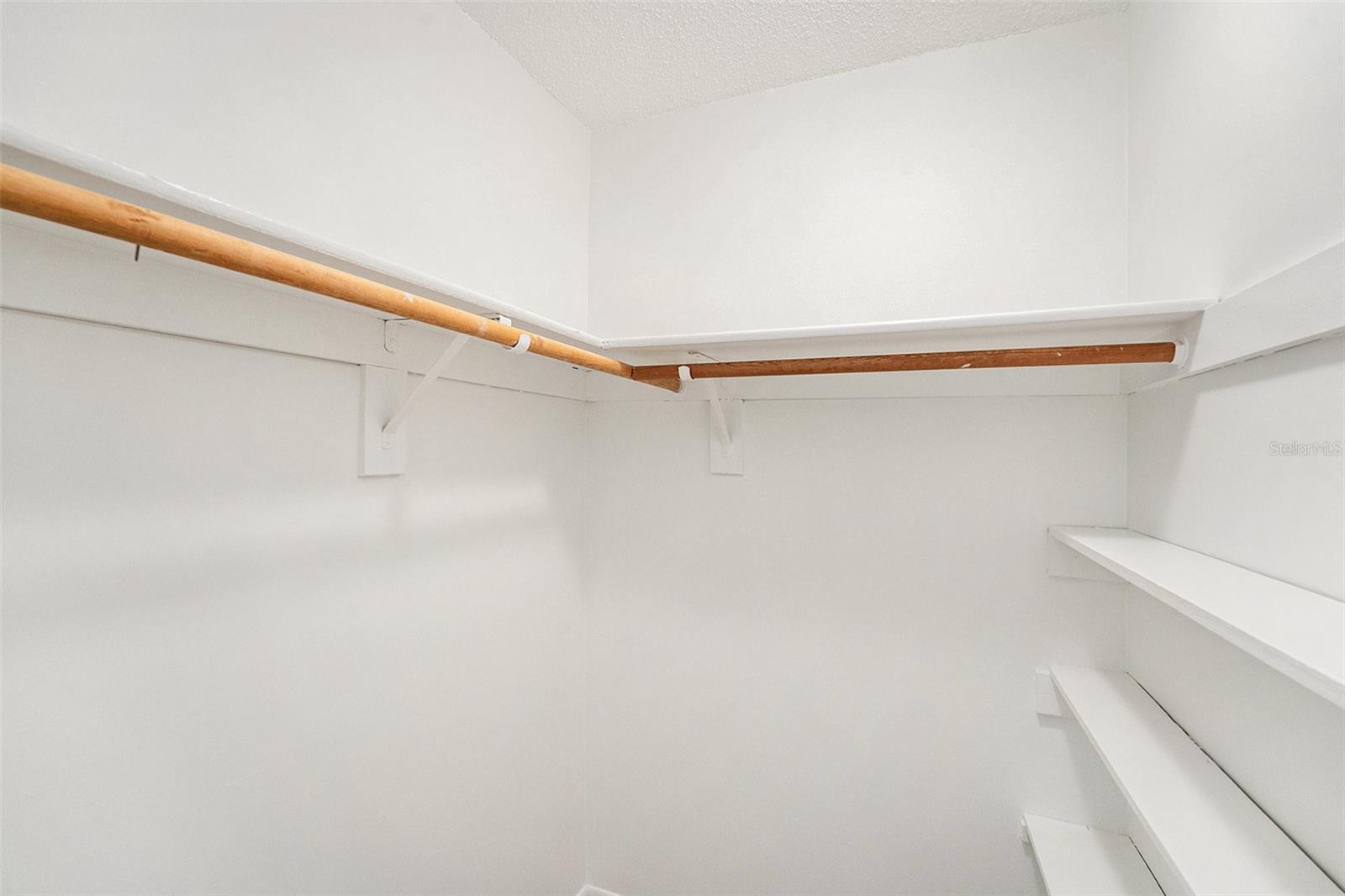 Image 25 of 37 For 5623 80th Street N 211