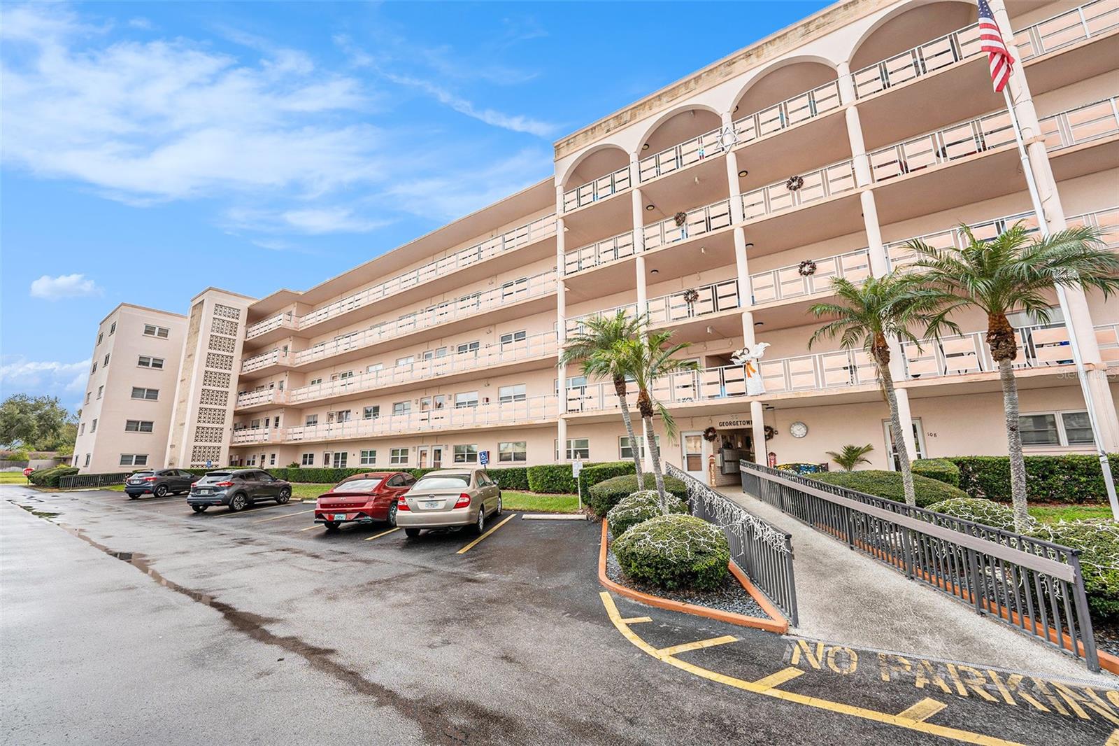 Image 3 of 37 For 5623 80th Street N 211