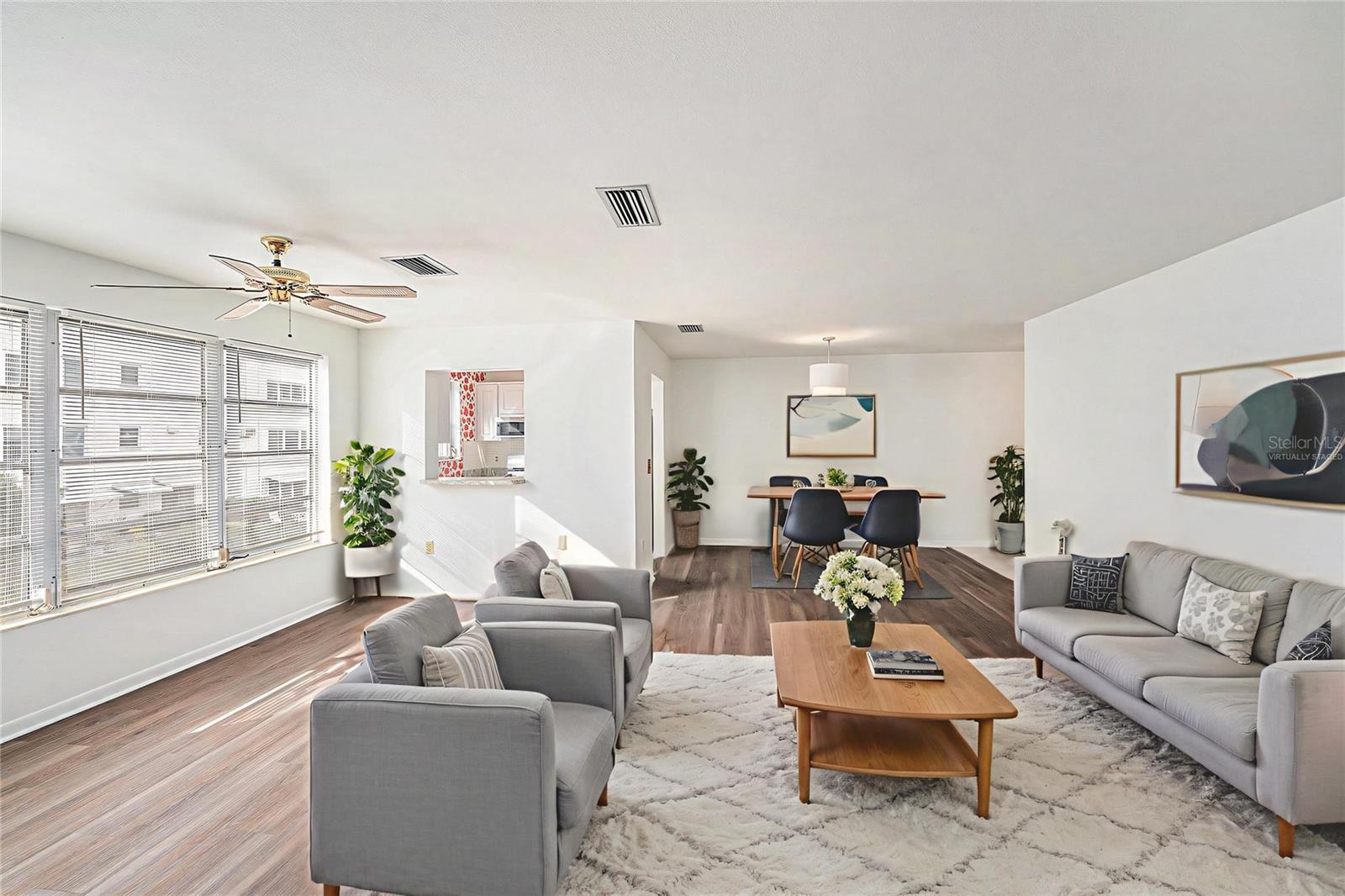 Image 9 of 37 For 5623 80th Street N 211