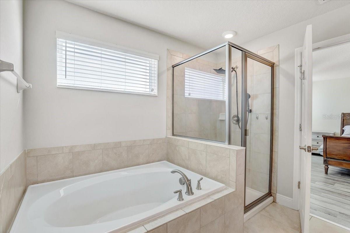 Image 25 of 47 For 11909 Bahia Valley Drive