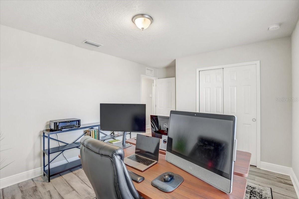 Image 34 of 47 For 11909 Bahia Valley Drive