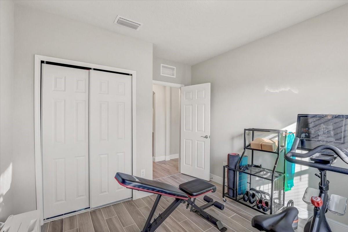 Image 37 of 47 For 11909 Bahia Valley Drive