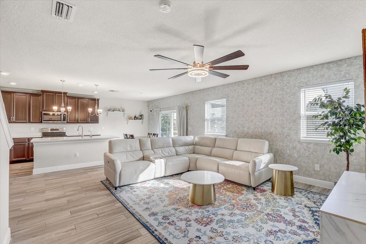 Image 9 of 47 For 11909 Bahia Valley Drive