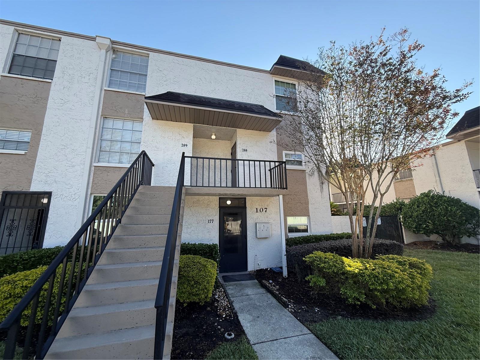 Listing Details for 107 Caldwell Drive M177, BRANDON, FL 33510