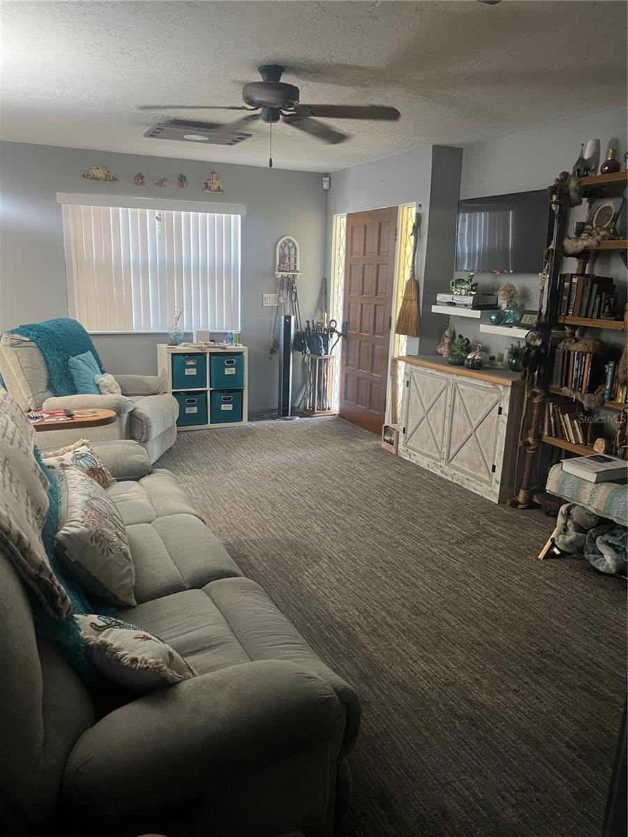 Image 3 of 23 For 4224 Bird Street