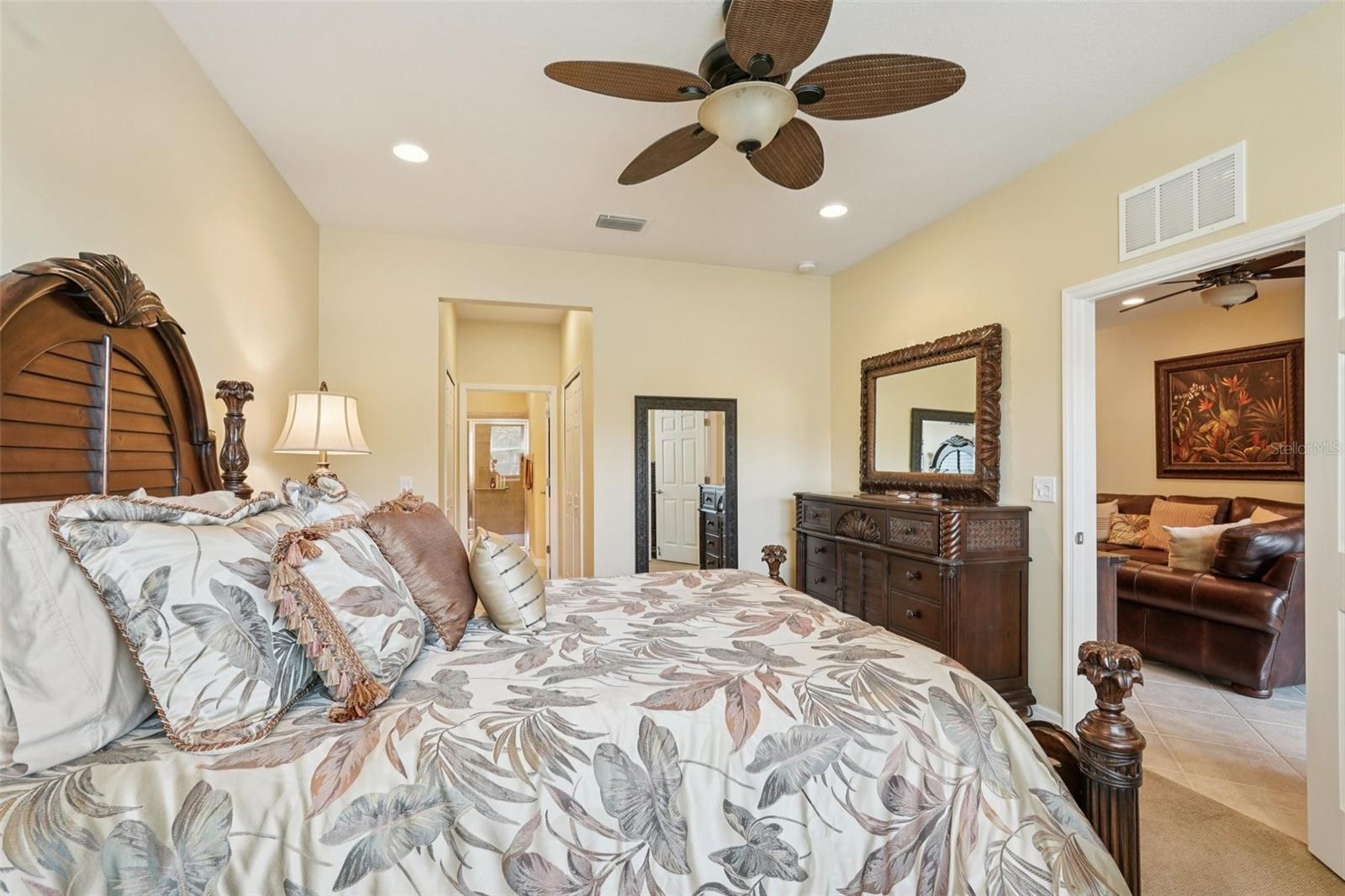 Image 10 of 24 For 7935 Moonstone Drive 26-101