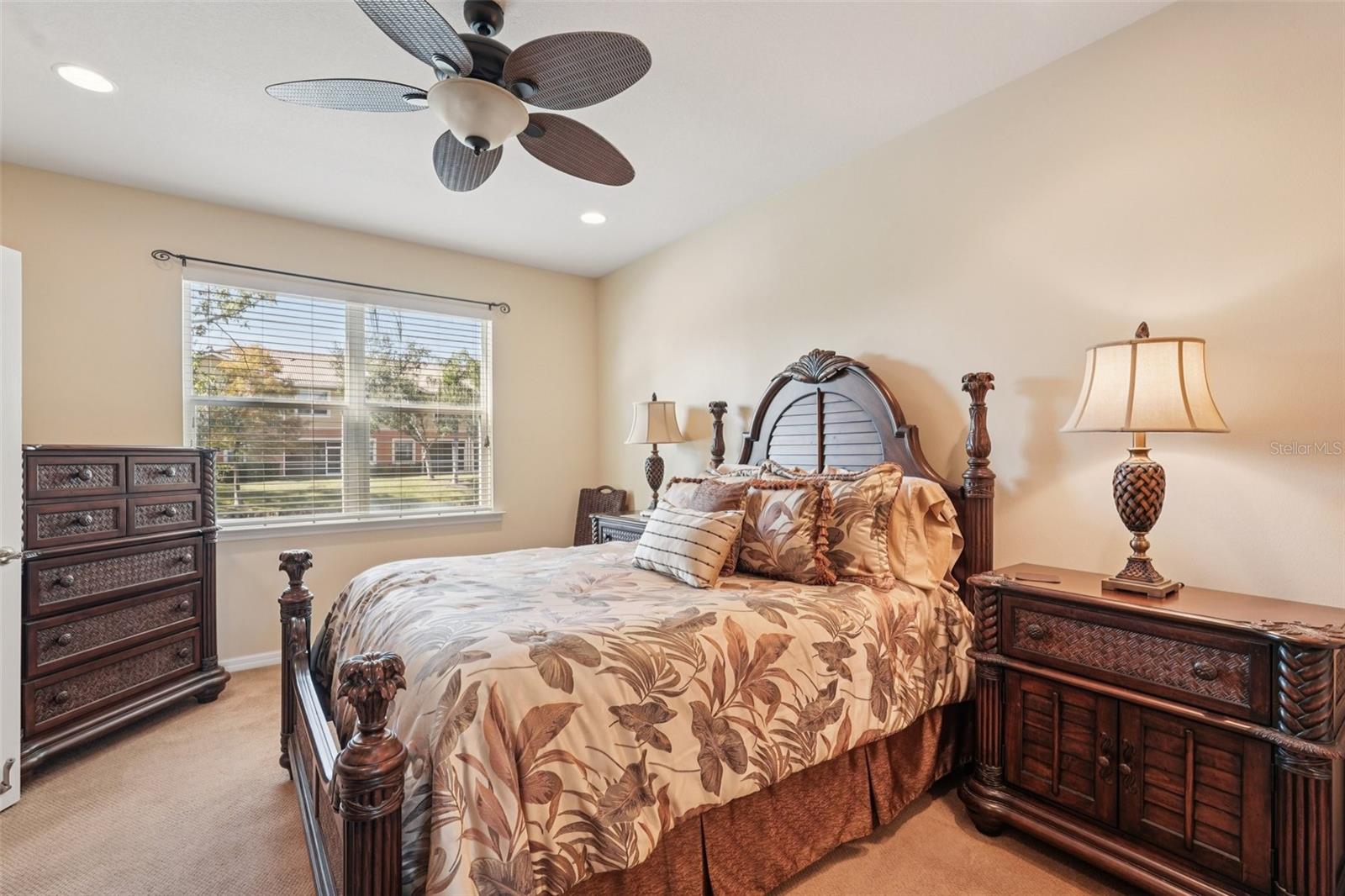 Image 9 of 24 For 7935 Moonstone Drive 26-101