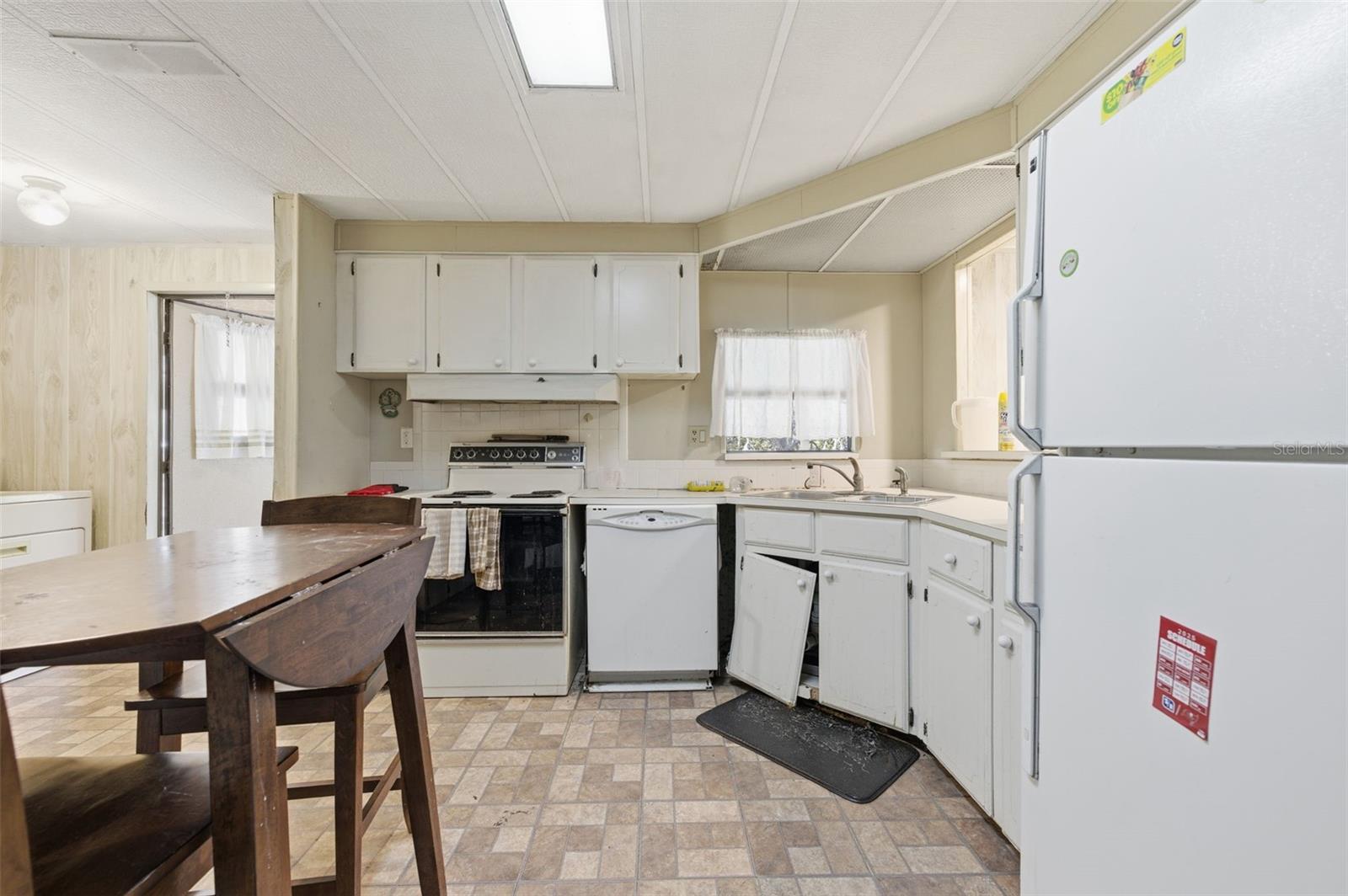 Image 12 of 49 For 8045 Indian Trail Road