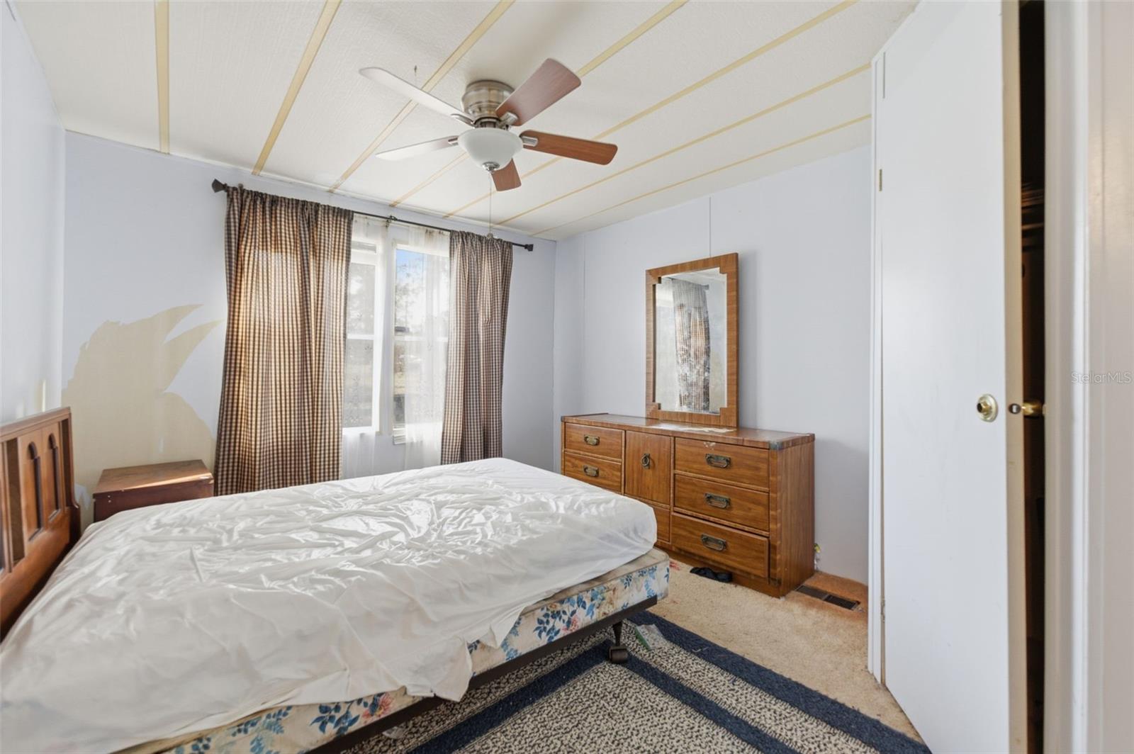 Image 17 of 49 For 8045 Indian Trail Road