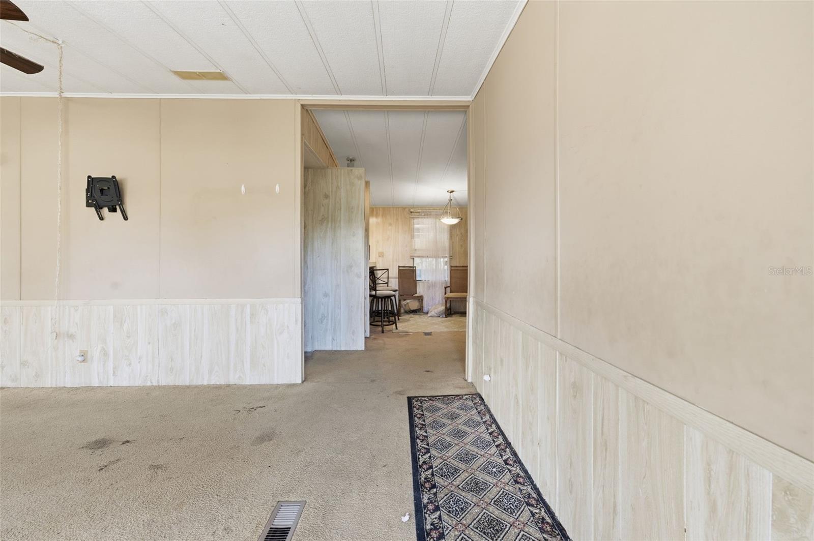 Image 32 of 49 For 8045 Indian Trail Road