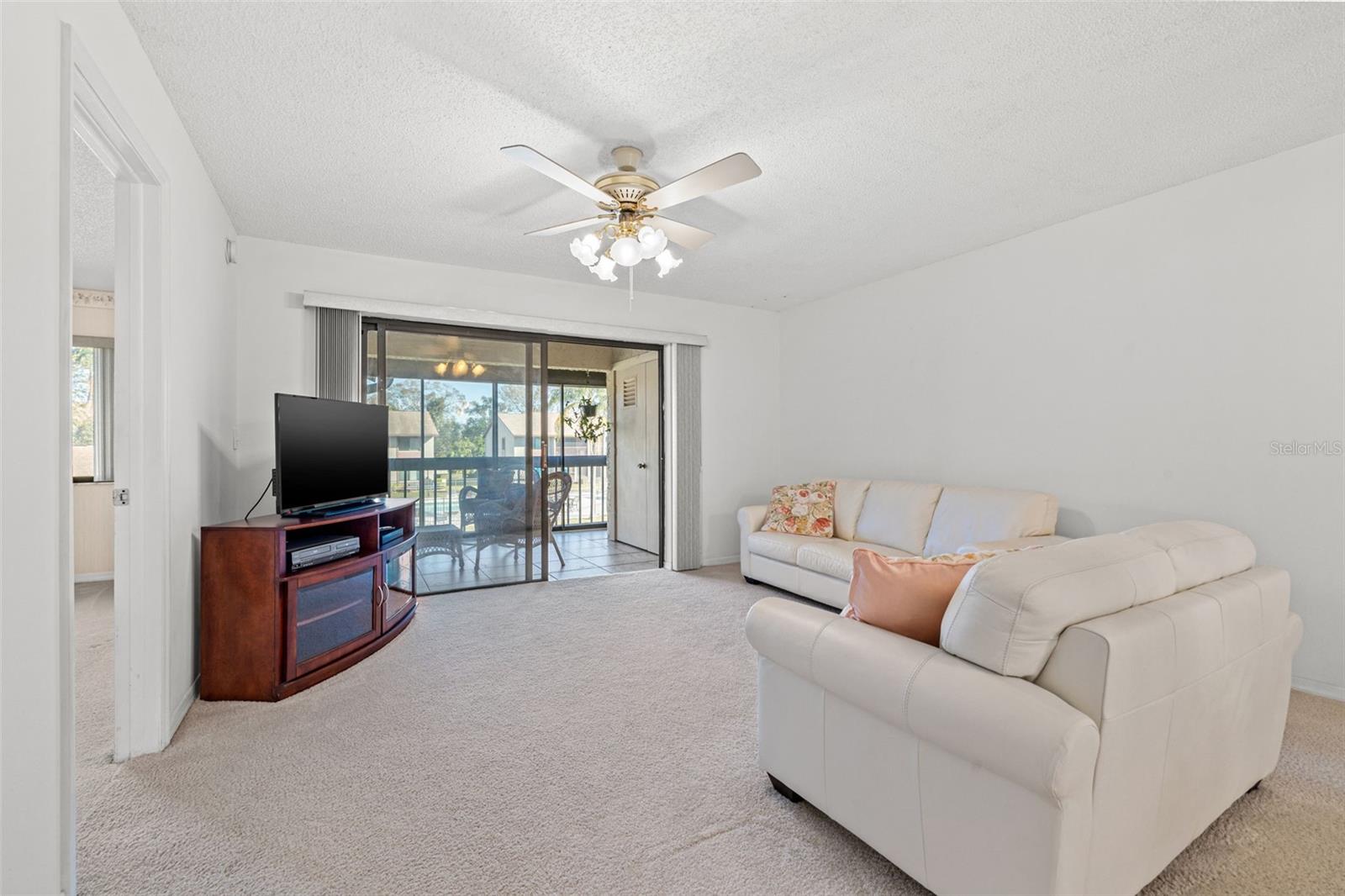 Image 4 of 22 For 725 83rd Avenue N 205