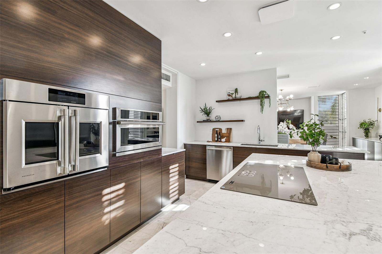 Image 26 of 87 For 41 Bering Street