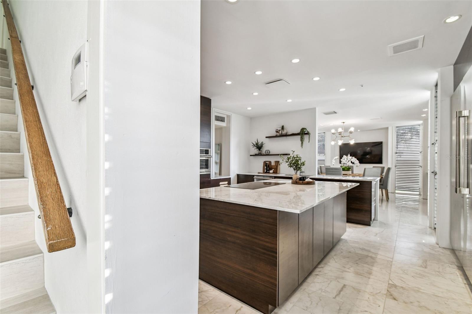 Image 28 of 87 For 41 Bering Street