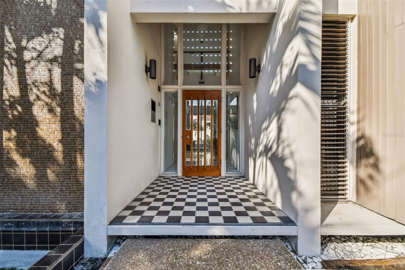 Image 3 of 87 For 41 Bering Street