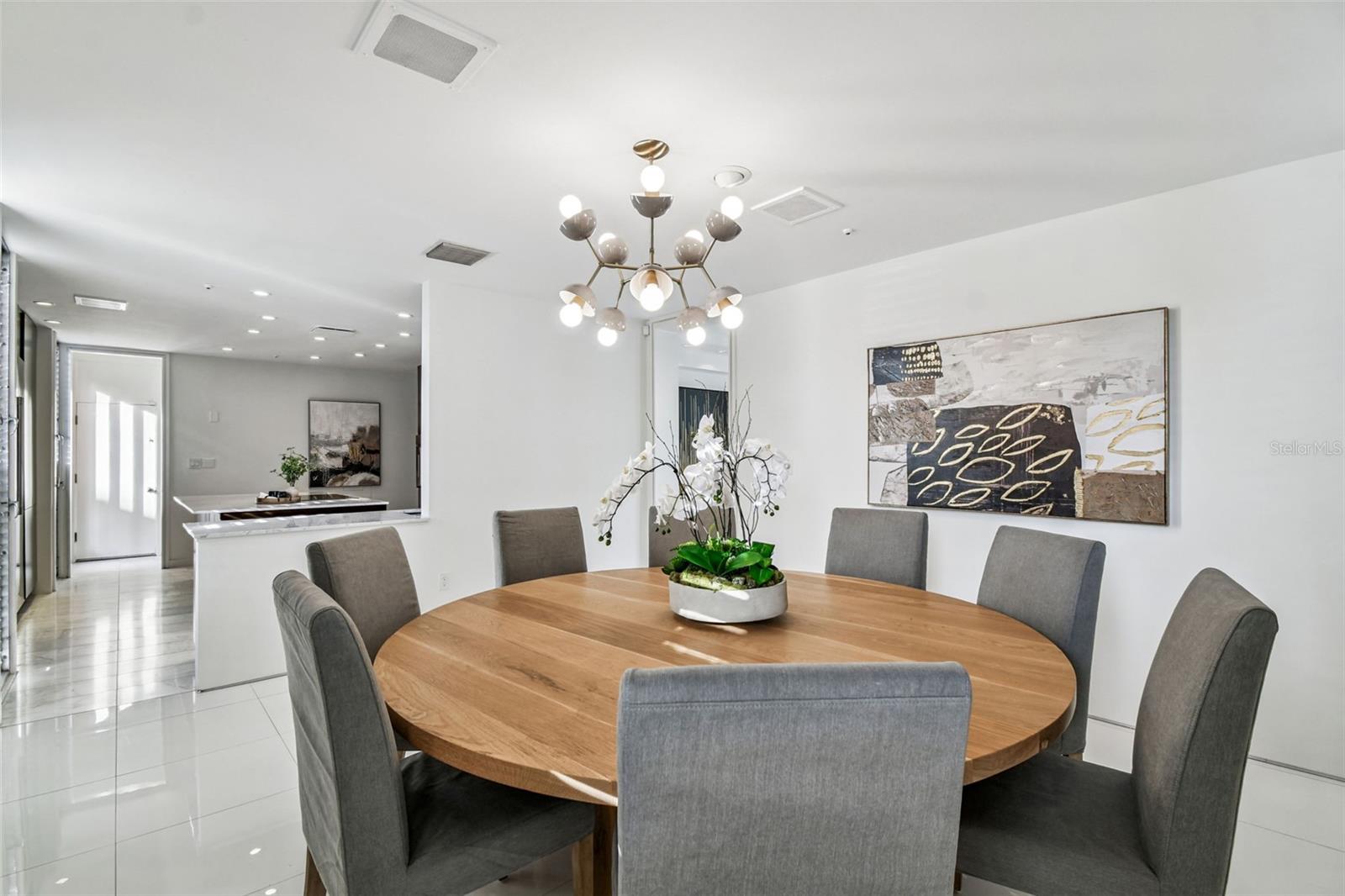 Image 32 of 87 For 41 Bering Street