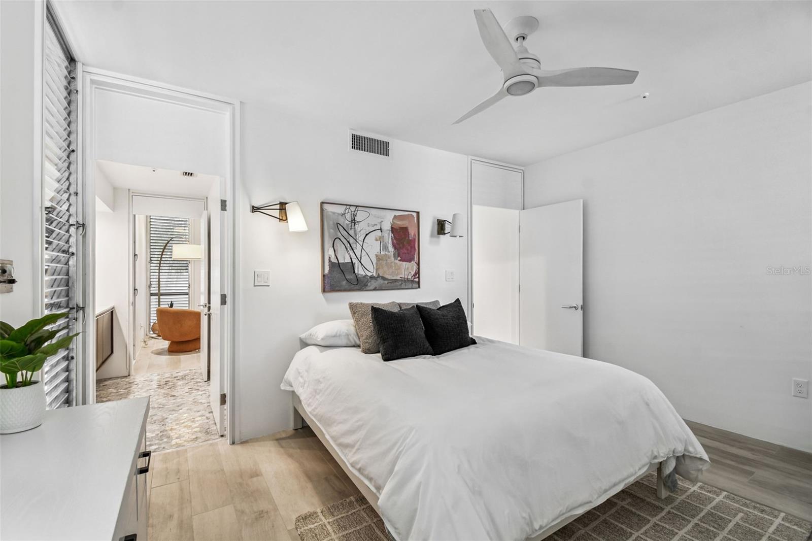 Image 43 of 87 For 41 Bering Street