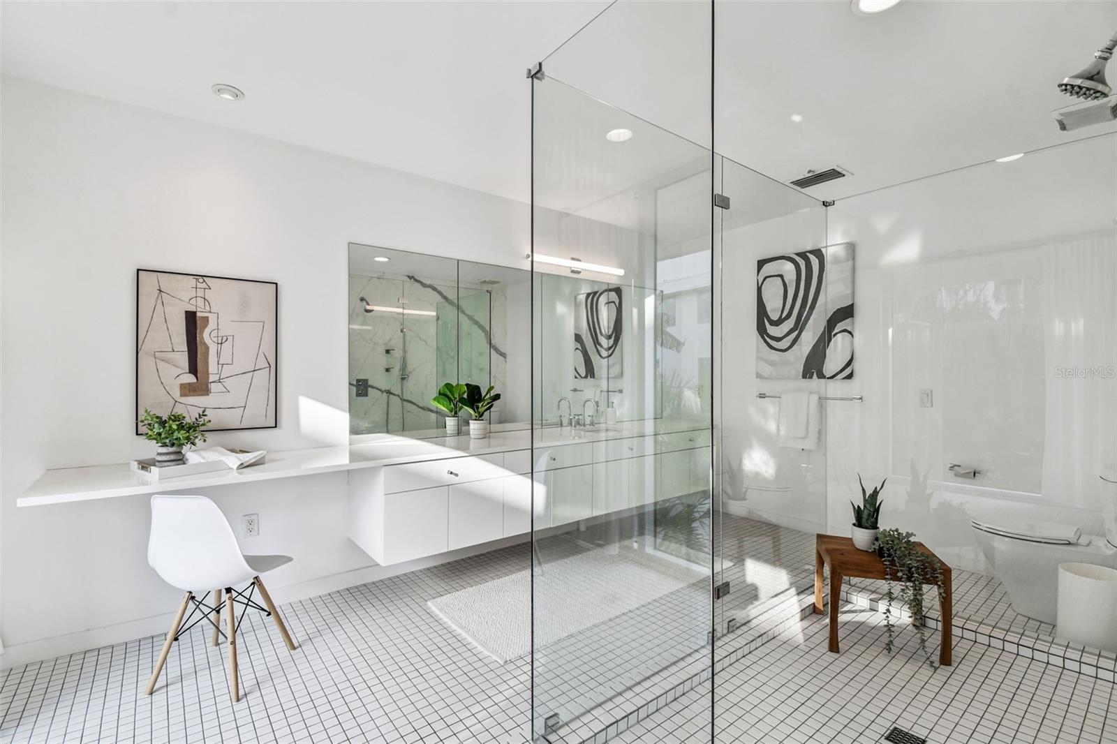 Image 65 of 87 For 41 Bering Street