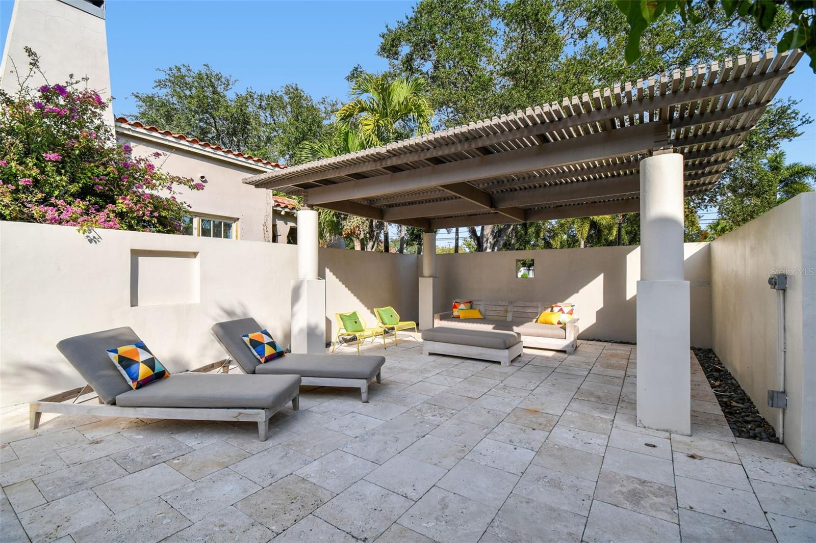 Image 74 of 87 For 41 Bering Street