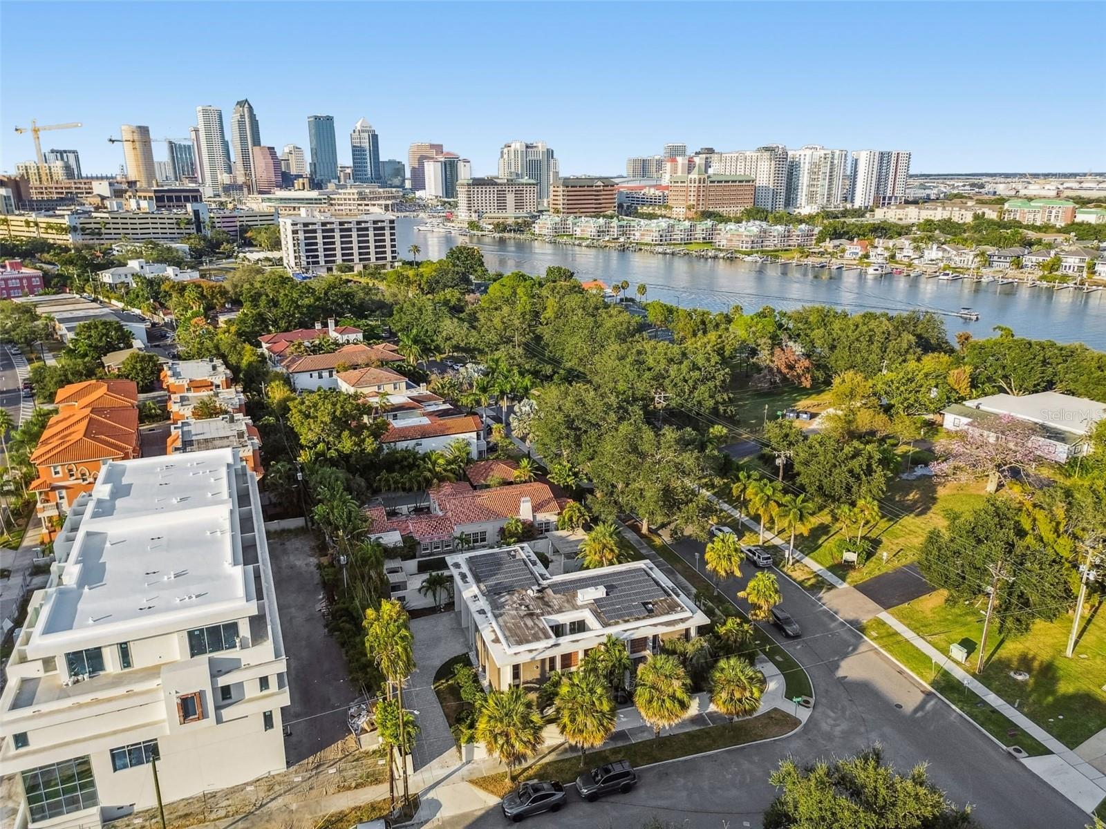 Image 86 of 87 For 41 Bering Street