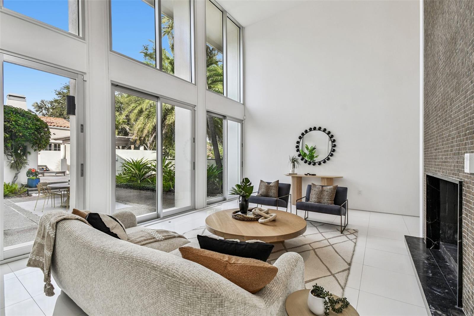 Image 9 of 87 For 41 Bering Street