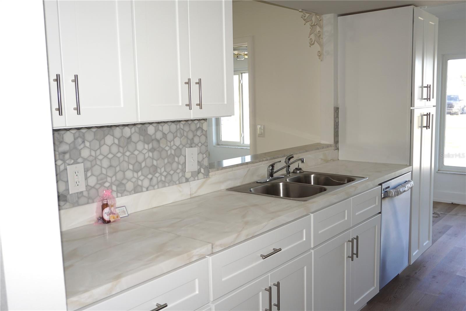 Image 10 of 43 For 9182 42nd Way N 5