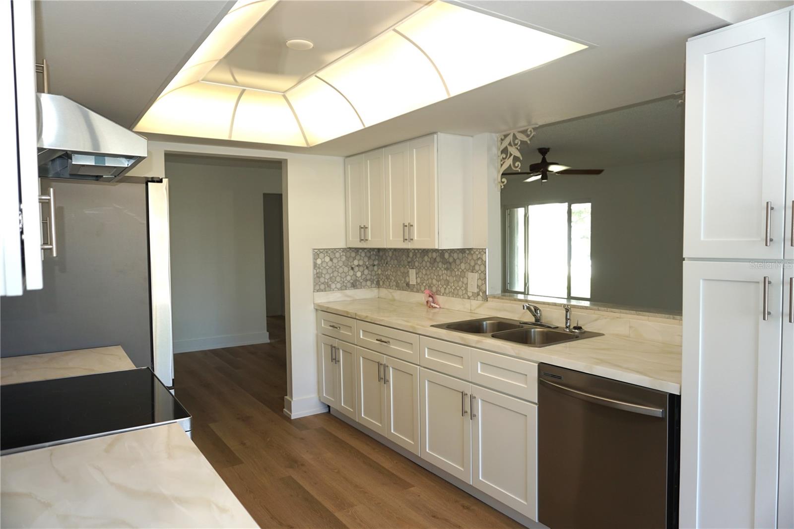 Image 12 of 43 For 9182 42nd Way N 5