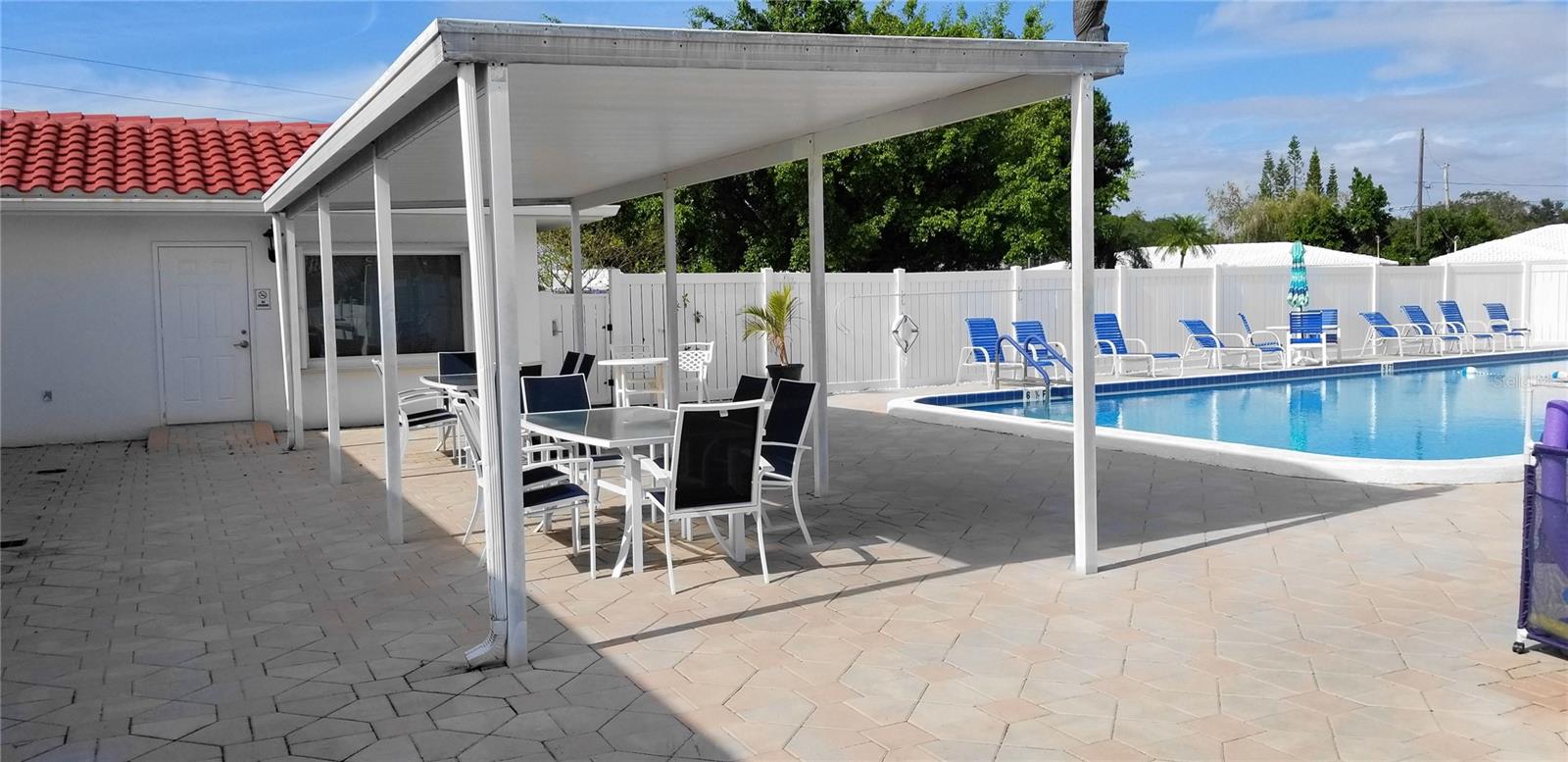 Image 41 of 43 For 9182 42nd Way N 5