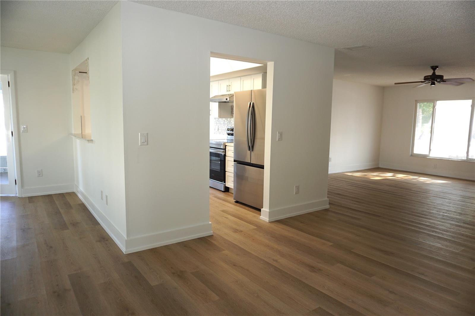 Image 7 of 43 For 9182 42nd Way N 5