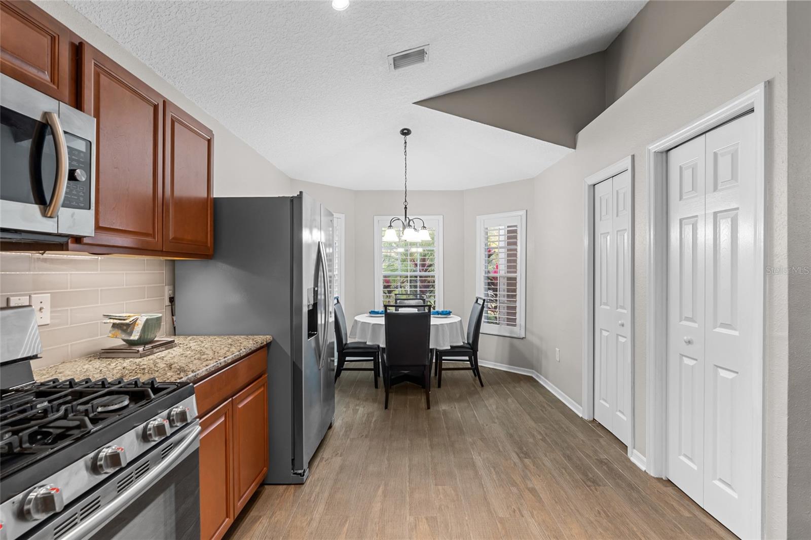 Image 10 of 61 For 6006 Chellas Court