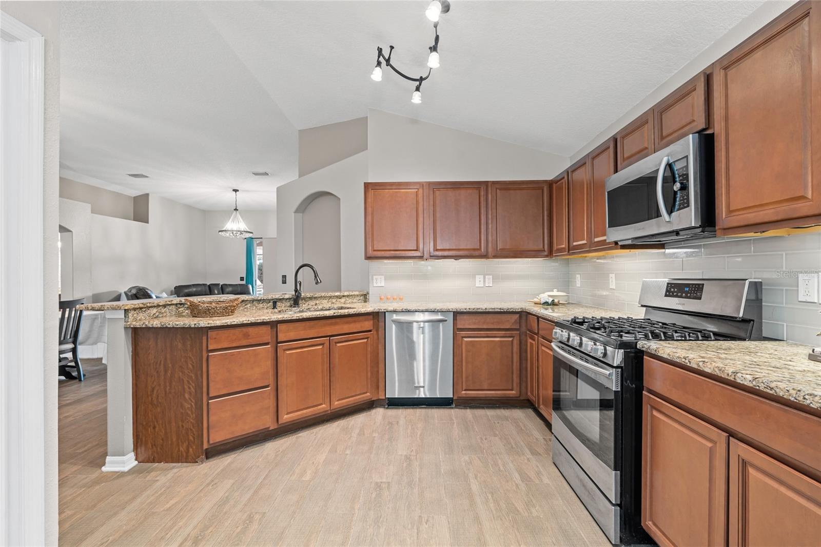 Image 12 of 61 For 6006 Chellas Court