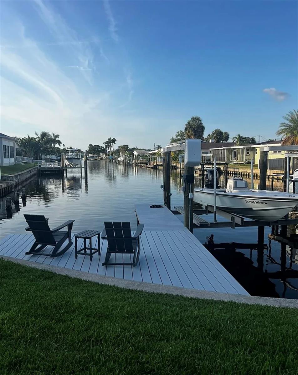 Image 18 of 19 For 1359 40th Avenue Ne