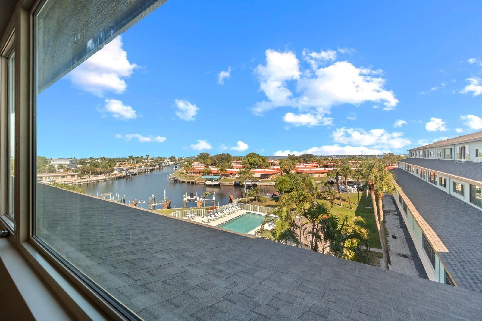 Image 6 of 39 For 9604 Cortez Road W 136