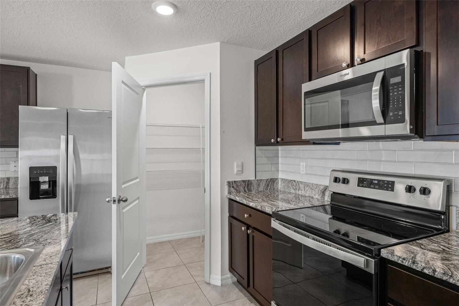 Image 10 of 40 For 4138 Autumn Amber Drive