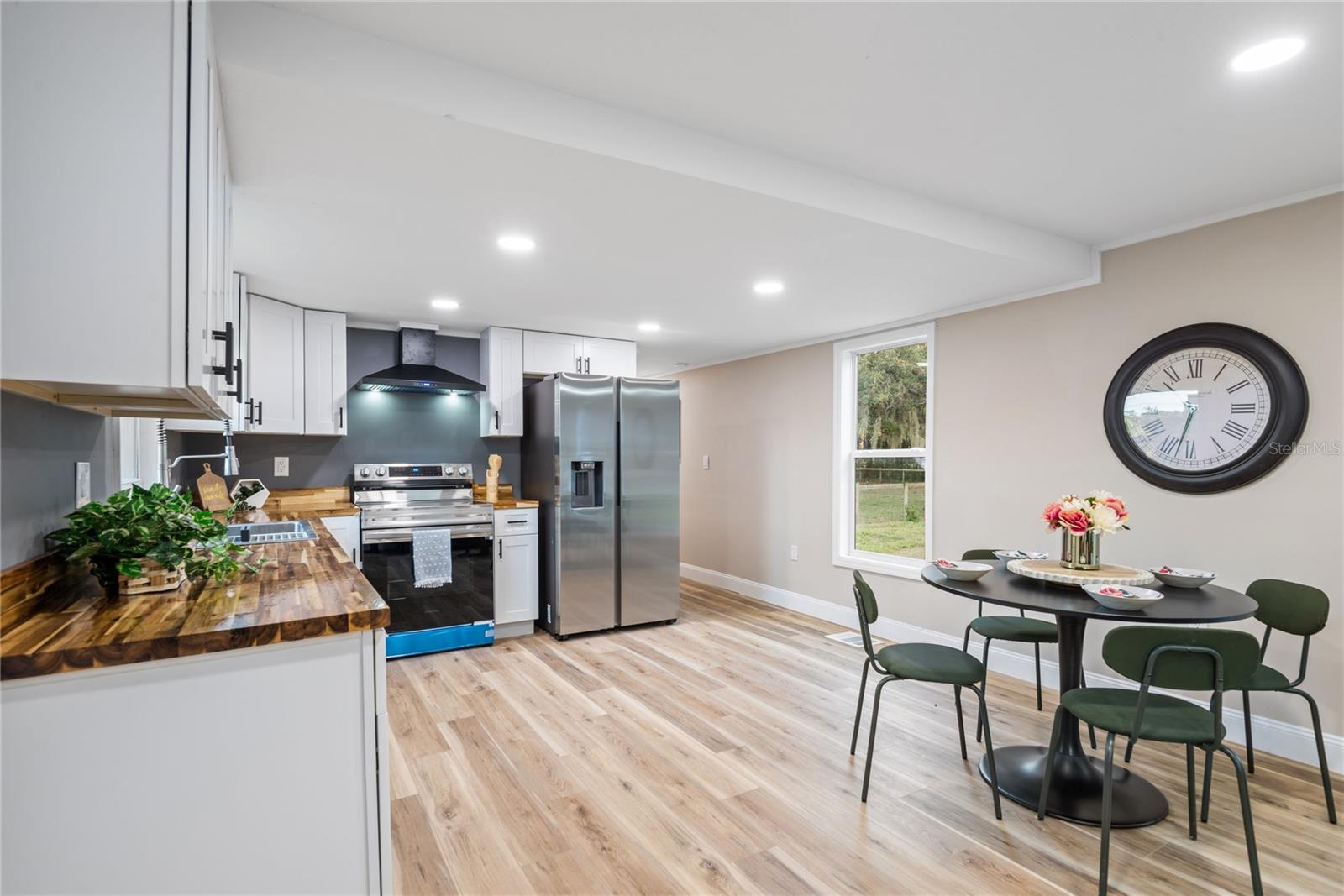 Image 23 of 41 For 6455 Cardinal Street