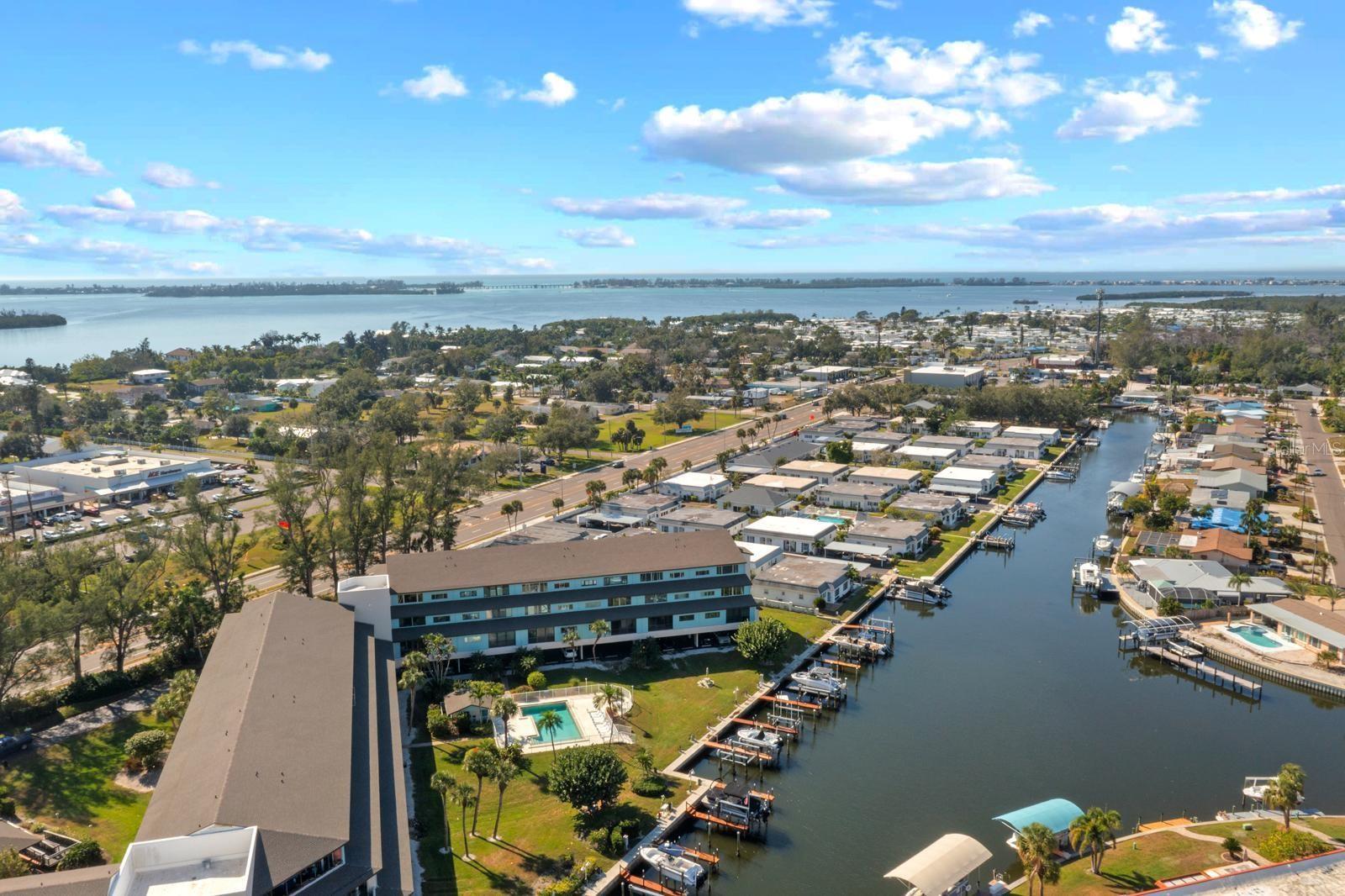 Image 33 of 39 For 9604 Cortez Road W 136