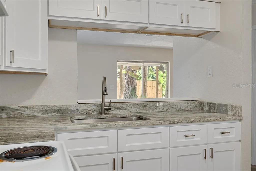 Image 11 of 24 For 7116-7120 Oakwood Drive