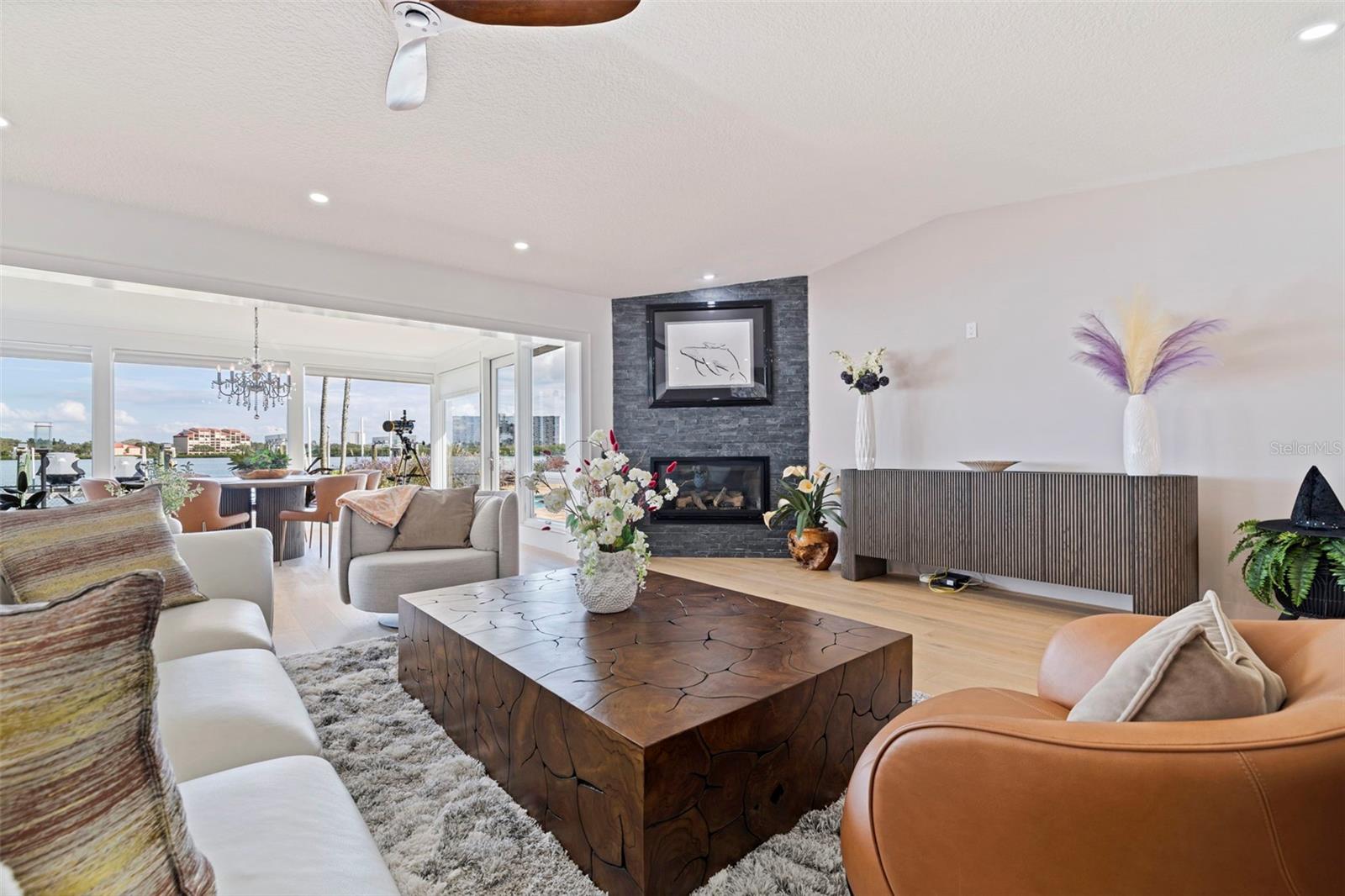 Image 12 of 51 For 7827 9th Avenue S