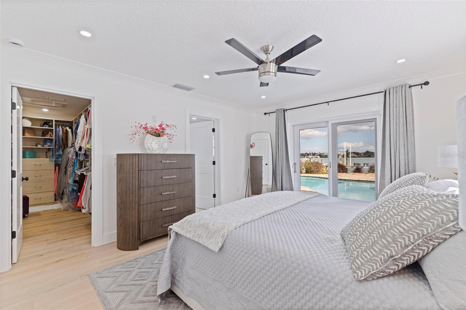 Image 29 of 51 For 7827 9th Avenue S