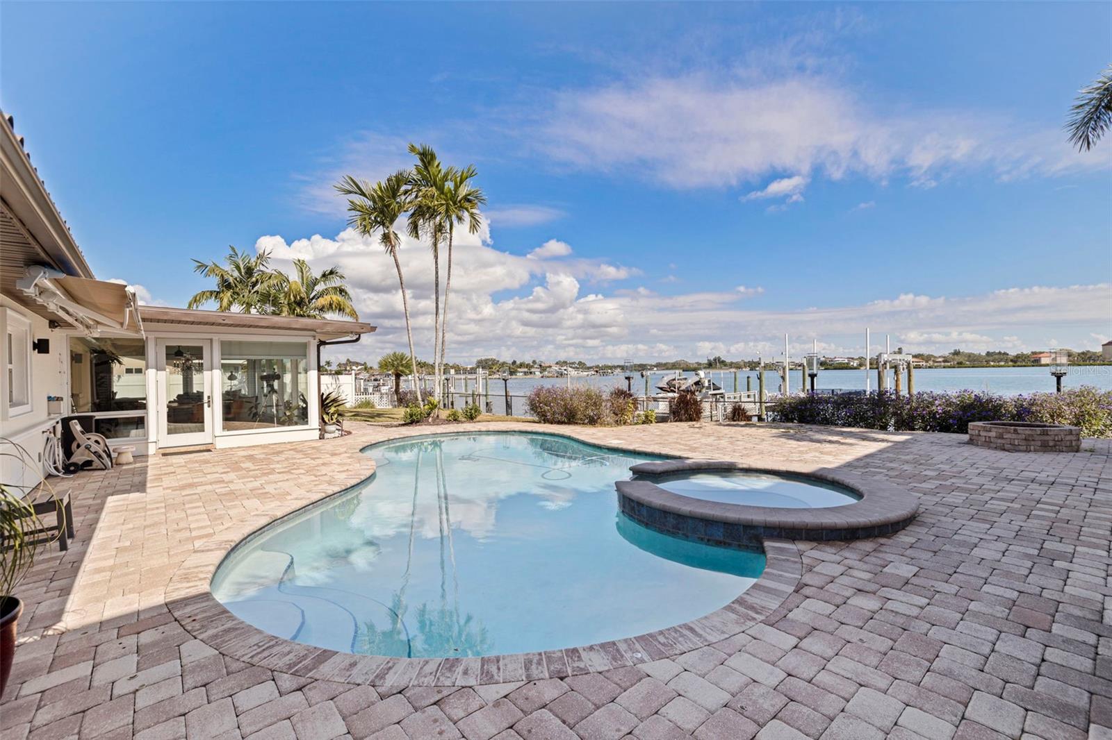 Image 36 of 51 For 7827 9th Avenue S