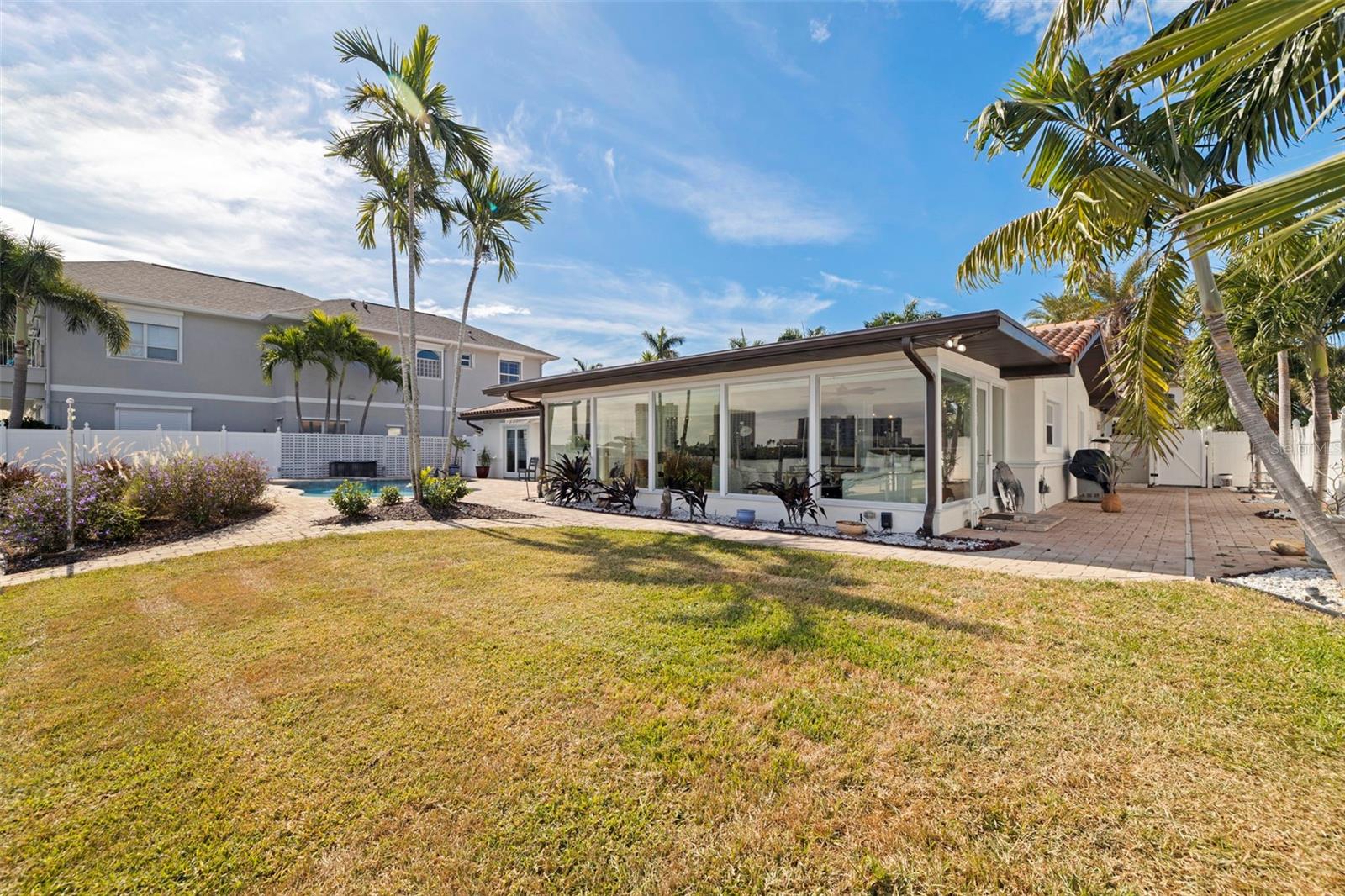 Image 39 of 51 For 7827 9th Avenue S