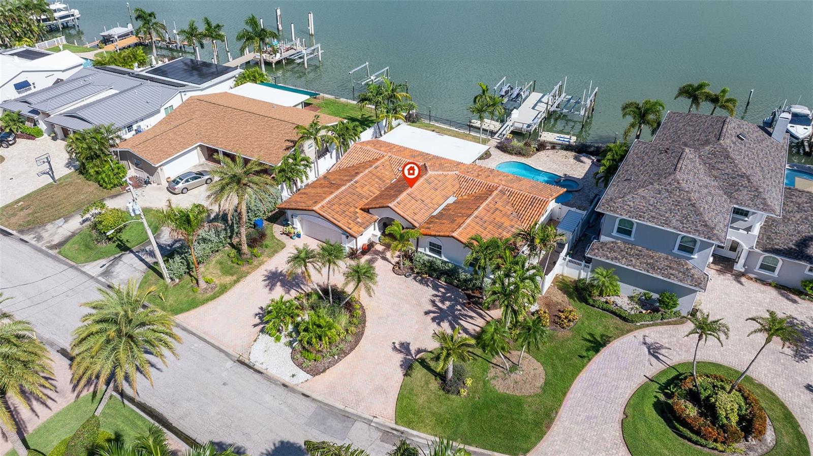 Image 4 of 51 For 7827 9th Avenue S