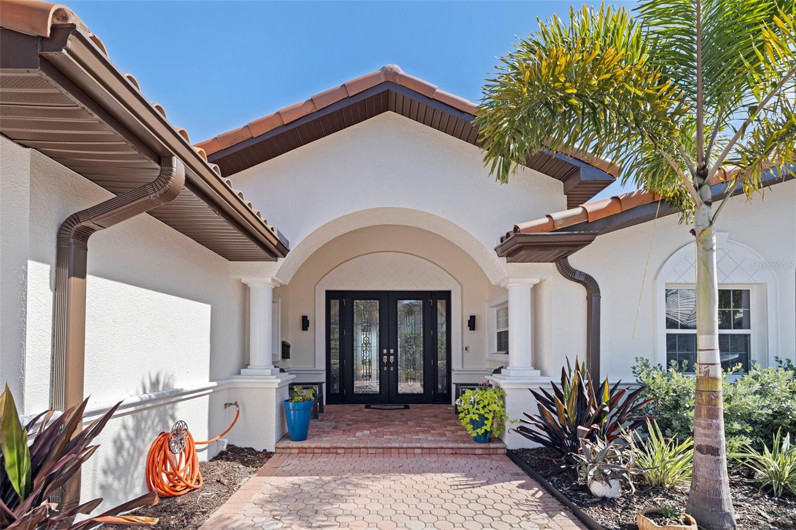 Image 7 of 51 For 7827 9th Avenue S