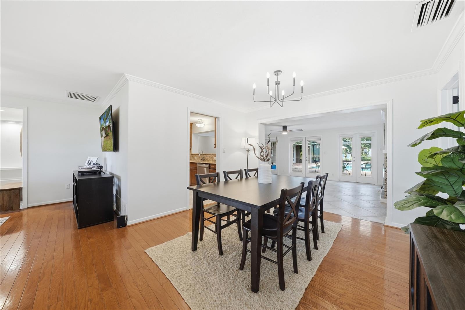 Image 21 of 60 For 1868 Juarez Way S