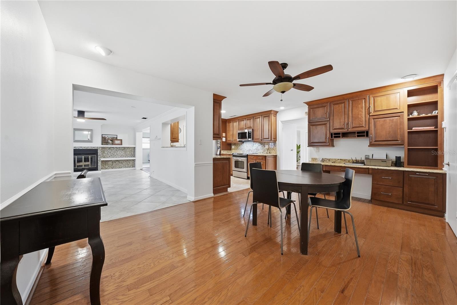 Image 24 of 60 For 1868 Juarez Way S