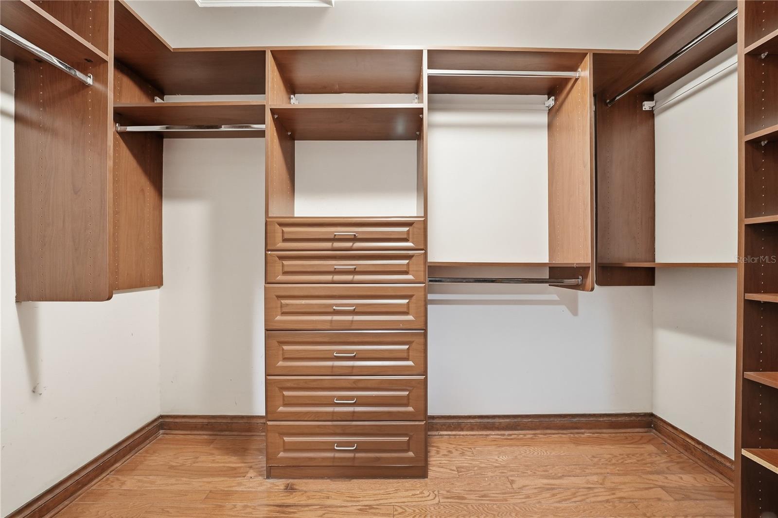 Image 42 of 60 For 1868 Juarez Way S