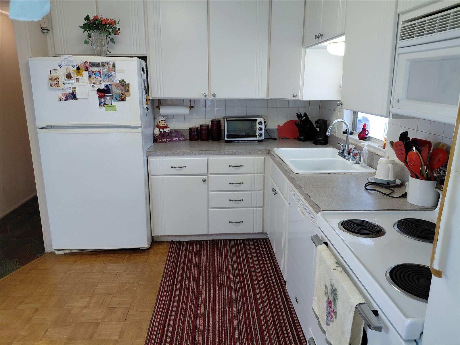 Image 11 of 43 For 2135 Waterview Drive