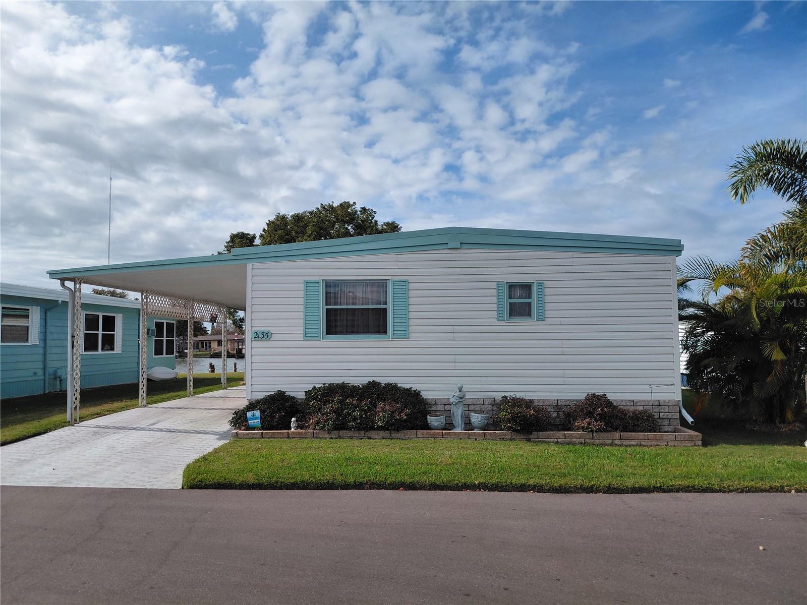 Image 22 of 43 For 2135 Waterview Drive