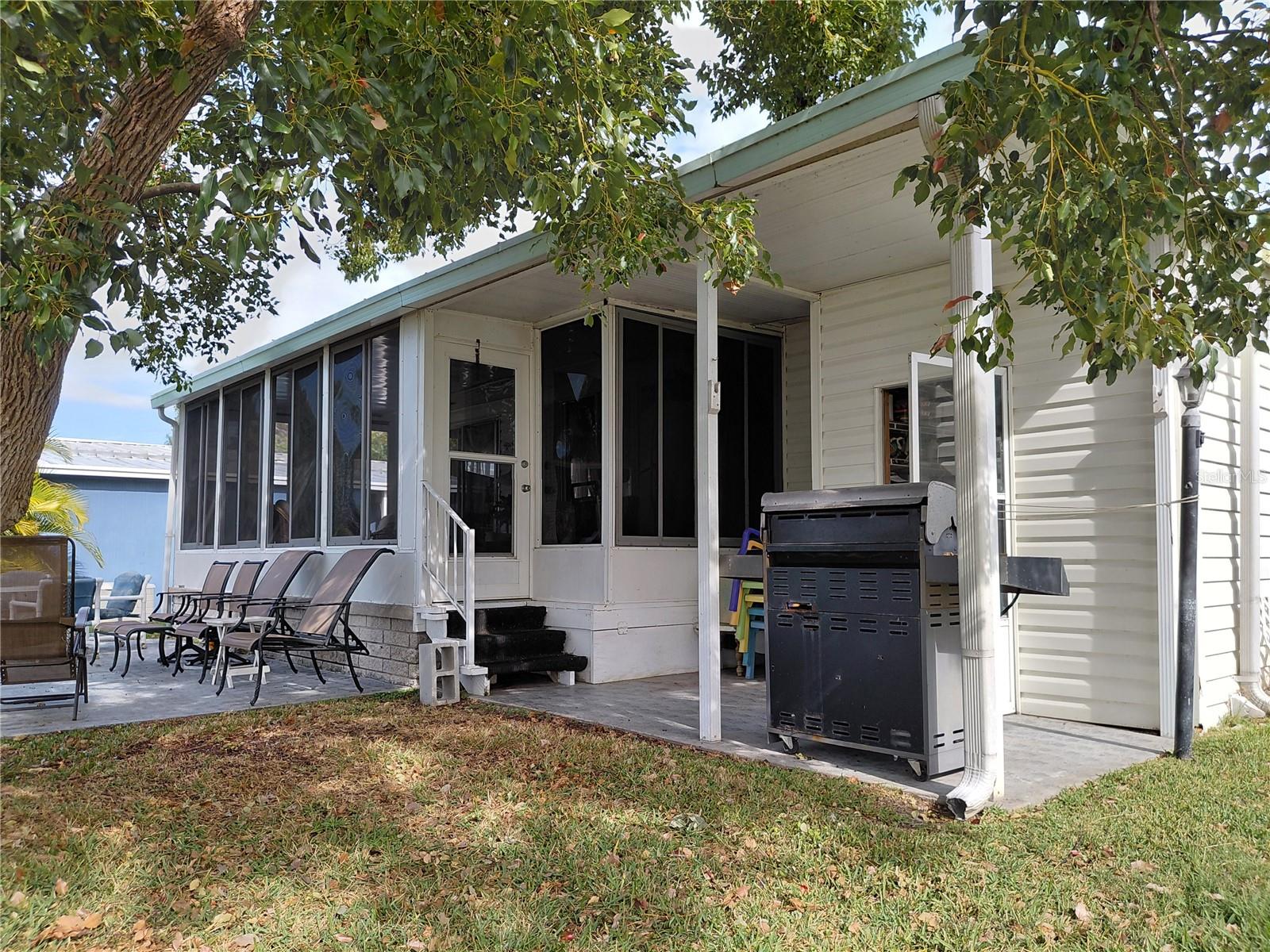 Image 25 of 43 For 2135 Waterview Drive