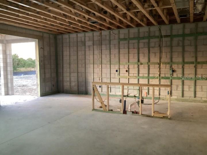 Image 10 of 33 For 4494 Masthead Ave